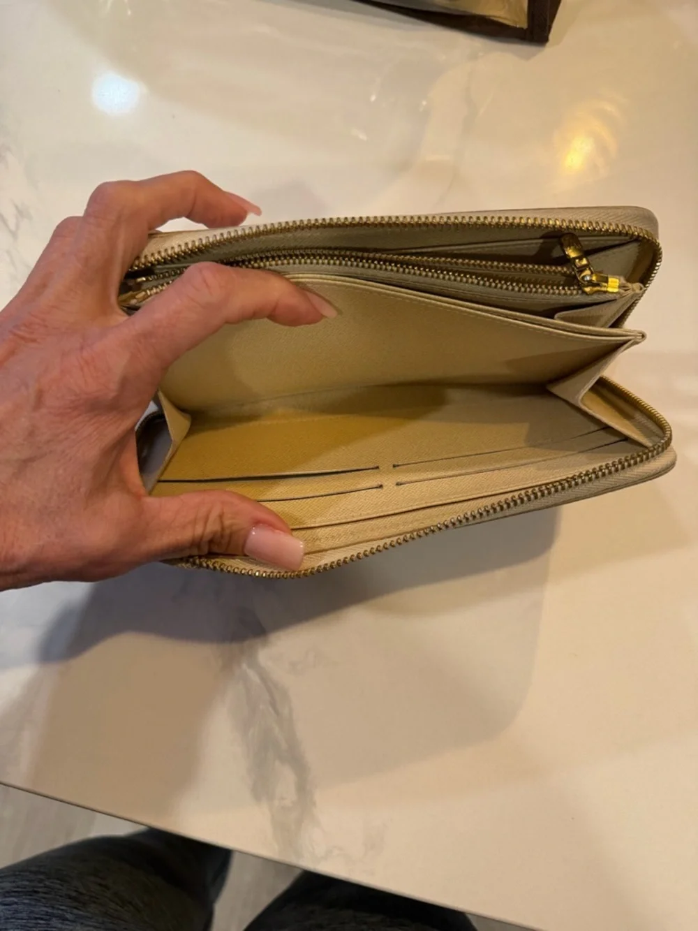 Louis Vuitton Damier Azur Zip-Around Wallet in White and Gray - Picture 10 of 12